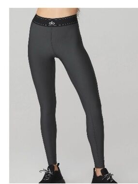 ALO Yoga High-Rise Black Leggings